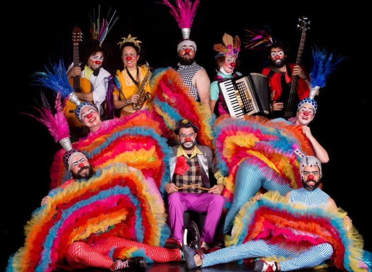 O Mundo do Circo pela Companhia Clownbaret em shows gratuitos