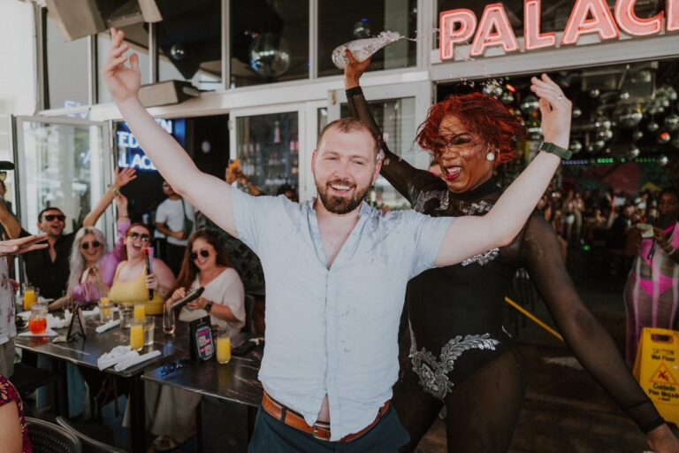 MIAMI: Brunch, Drag Queens e Mimosas. A Festa No Palace Bar Que Você Não Pode Perder