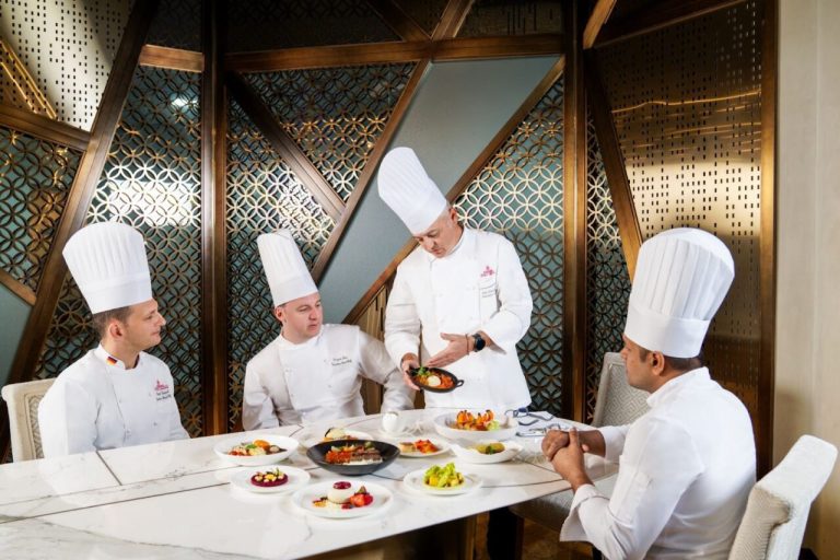 Emirates celebra Veganuary e expande menu vegano com receitas inovadoras